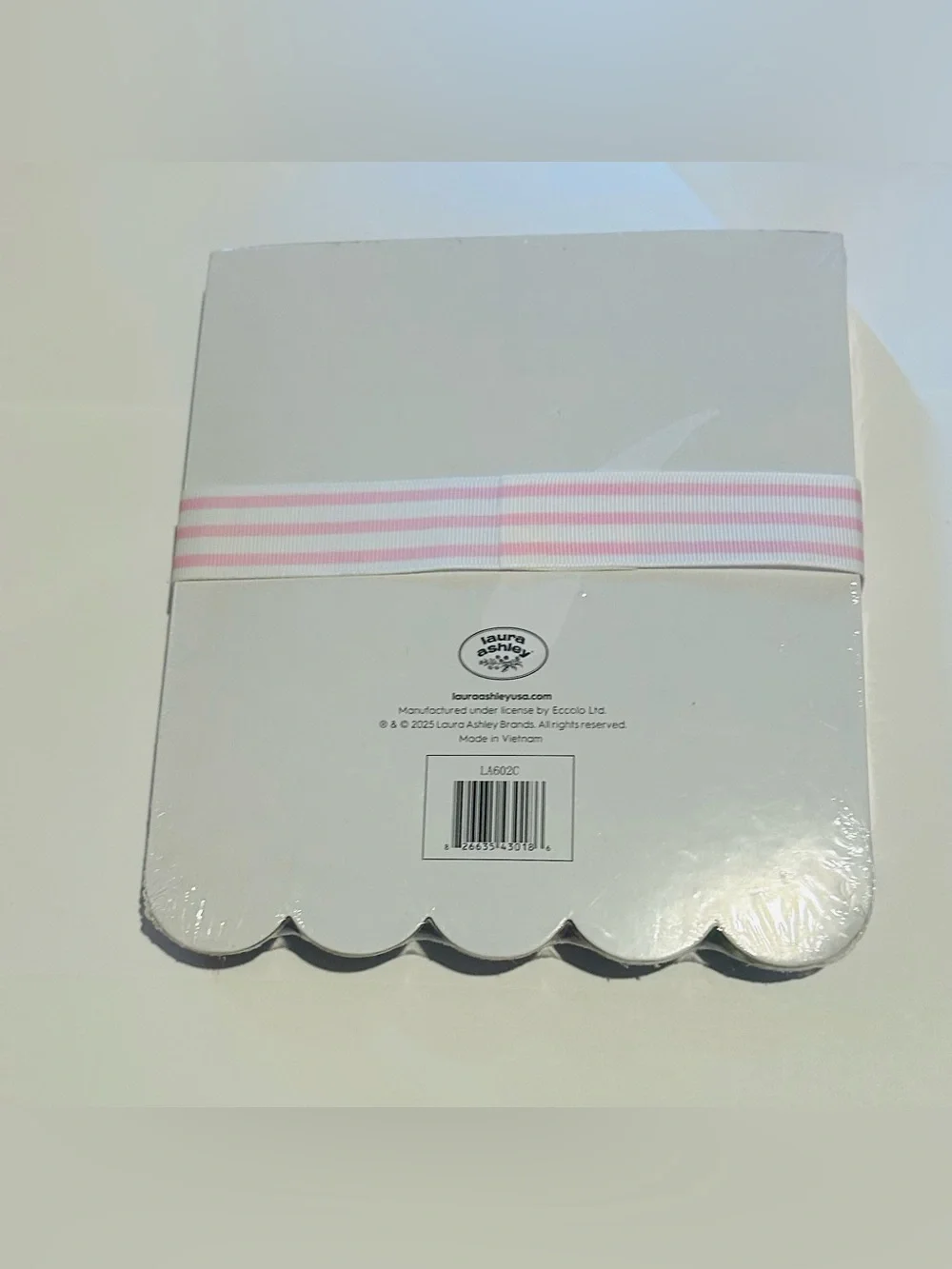 New Laura Ashley Pink Pink Blue & White Scalloped 3 Pack Note Pads Lined